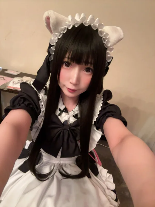 ここひめカフェのメイドさん りぼん